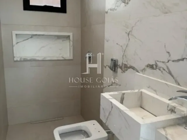 Sobrado com 328m² 5 quartos e 7 banheiros, à venda, no bairro Residencial Parqville Jacarandá em Aparecida de Goiânia