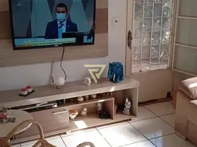 Casa com 180m² 3 quartos e 2 banheiros, à venda, no bairro Ipiranga em Ribeirão Preto