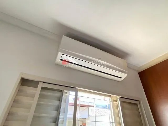 Casa 3 quartos e 3 banheiros, à venda, no bairro Água Branca em Piracicaba