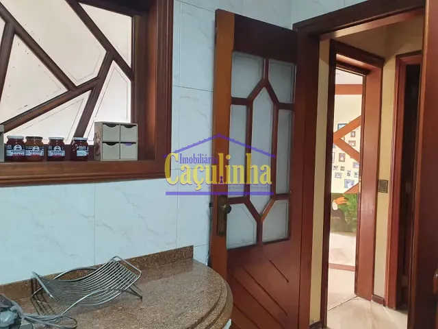 Casa com 1m² 3 quartos e 1 banheiro, à venda, no bairro Belvedere em Barra do Piraí