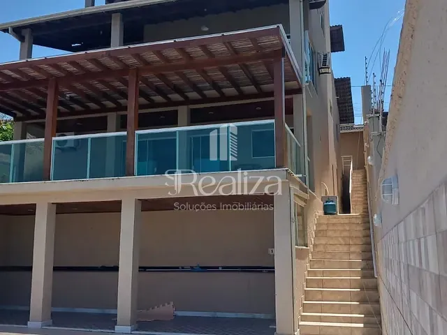 Casa com 300m² 4 quartos e 4 banheiros, à venda, no bairro PARQUE OLIVENÇA em Ilhéus