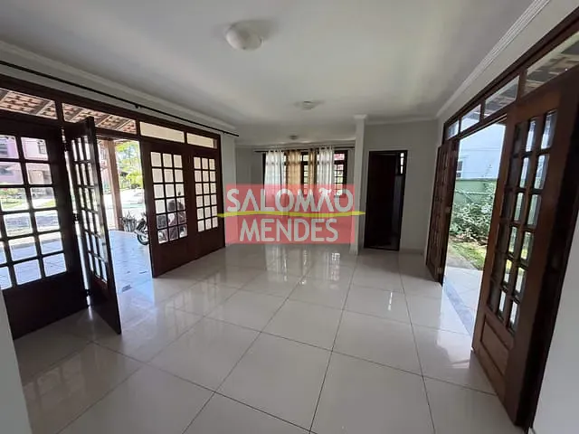 Casa 5 quartos e 4 banheiros, para alugar, no bairro Parque Verde em Belém