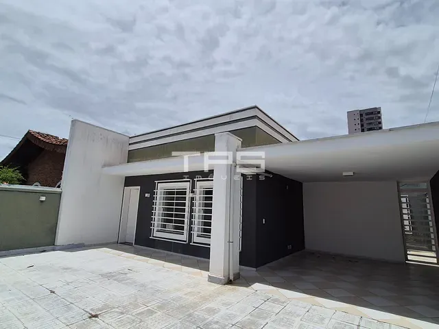 Casa para alugar, no bairro Vila Paraíba em Guaratinguetá