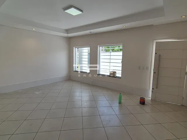 Casa para alugar, no bairro Vila Paraíba em Guaratinguetá