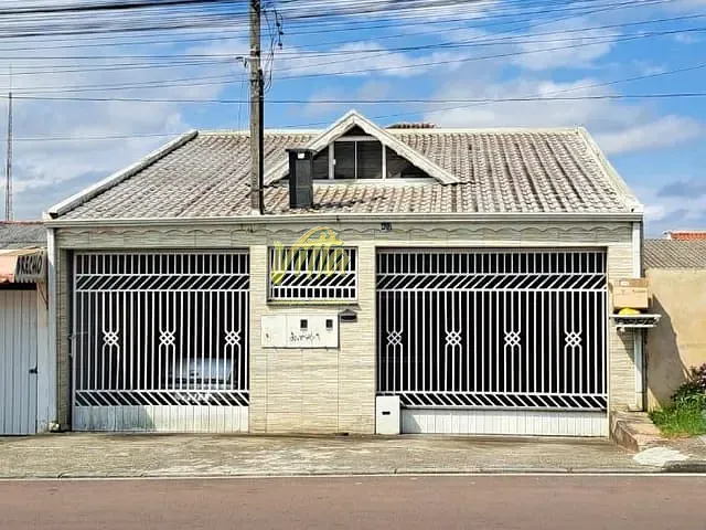 Casa 6 quartos e 5 banheiros, à venda, no bairro Costeira em Araucária