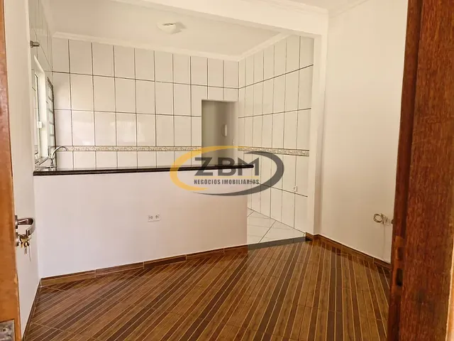 Casa com 180m² 2 quartos e 3 banheiros, à venda, no bairro Residencial Verona em Londrina
