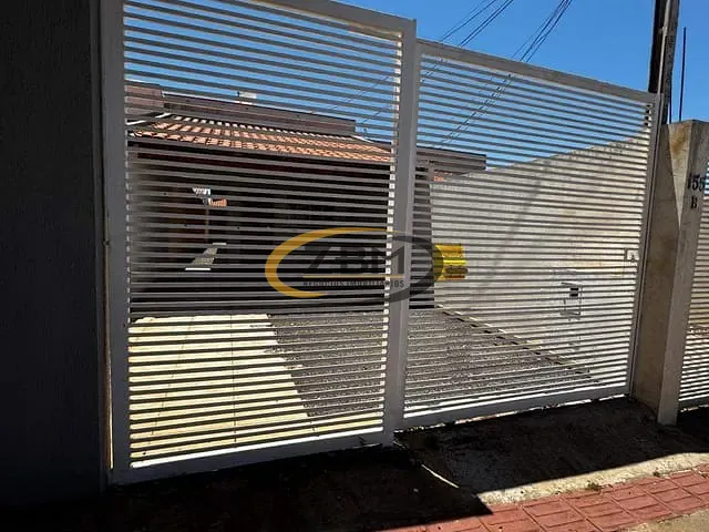 Casa com 180m² 2 quartos e 3 banheiros, à venda, no bairro Residencial Verona em Londrina