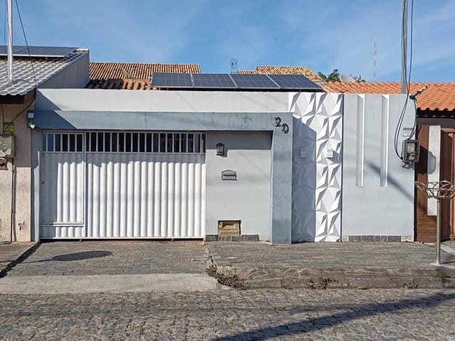 Casa 2 quartos e 1 banheiro, à venda, no bairro Parque João Maria em Campos dos Goytacazes