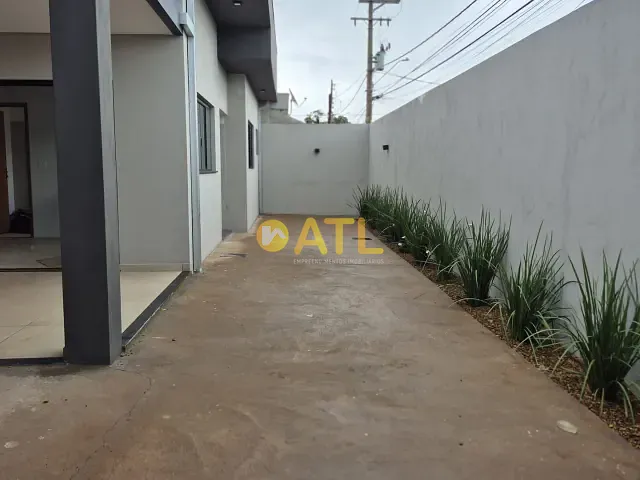 Casa 2 quartos e 2 banheiros, à venda, no bairro Vila São José em Ourinhos