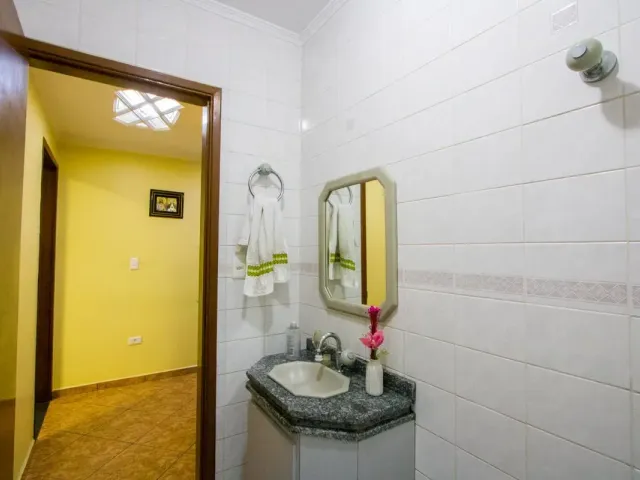 Casa 2 quartos e 3 banheiros, à venda, no bairro Jardim Alvorada em Santo André