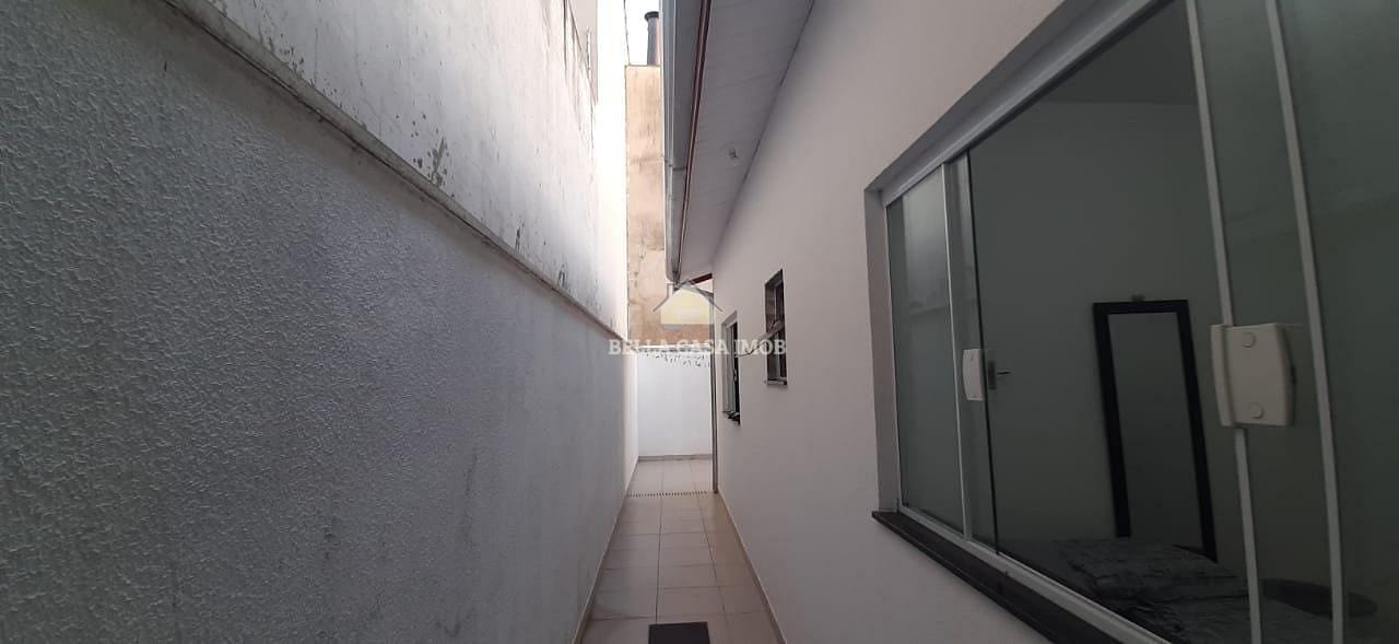 Casa à venda com 2 quartos, 94m² - Foto 7