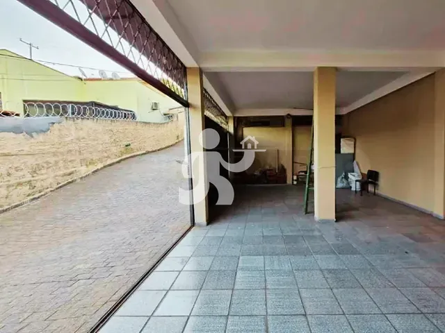 Casa com 330m² 6 quartos e 4 banheiros, à venda, no bairro Paulista em Piracicaba