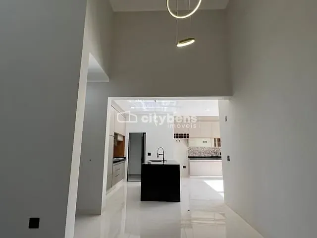 Casa 3 quartos e 2 banheiros, à venda, no bairro Ipanema em Araçatuba