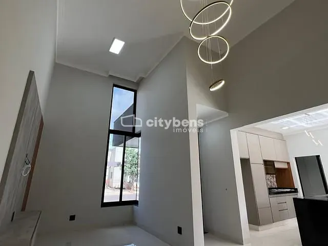 Casa 3 quartos e 2 banheiros, à venda, no bairro Ipanema em Araçatuba