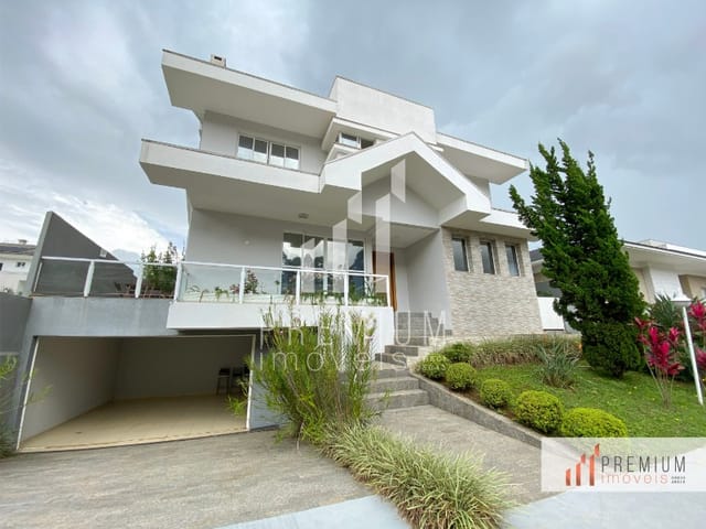 Casa com 430m² 4 quartos e 4 banheiros, à venda, no bairro ORFÃS em PONTA GROSSA
