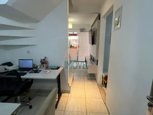 Casa 2 quartos e 1 banheiro, à venda, no bairro Jardim Petrópolis em Cotia