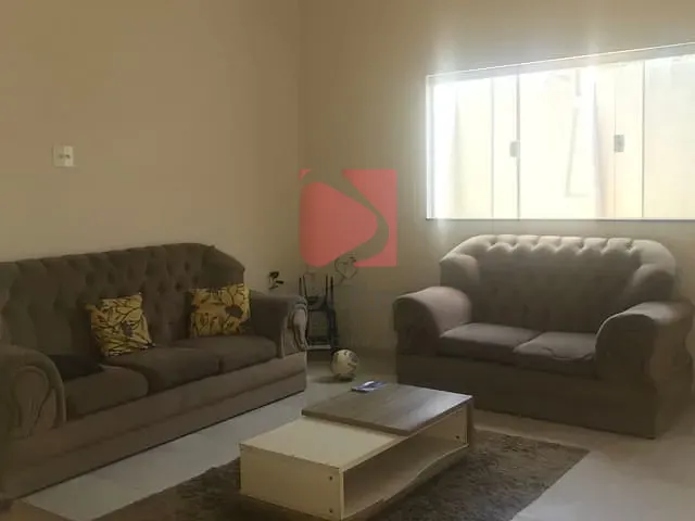 Casa 3 quartos e 1 banheiro, à venda, no bairro Jardim Kanebo em Pirassununga