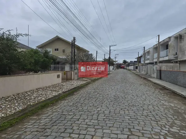 Casa 3 quartos e 2 banheiros, à venda, no bairro CENTRO em Penha