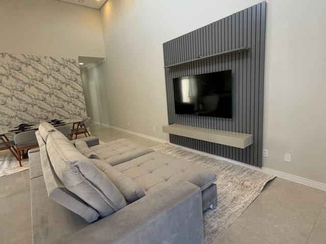 Casa com 175m² 3 quartos e 2 banheiros, para alugar, no bairro Bosque da Imperatriz em Pindamonhangaba