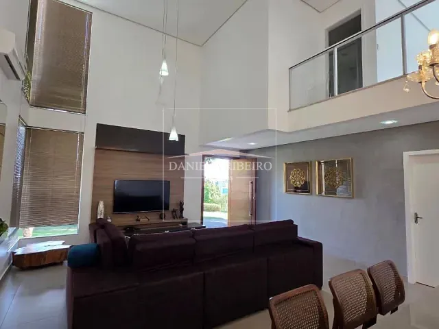 Casa com 330m² 3 quartos e 6 banheiros, à venda, no bairro Esperança em Londrina
