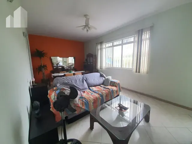 Casa com 177m² 3 quartos e 2 banheiros, à venda, no bairro Maria da Luz em Nova Iguaçu
