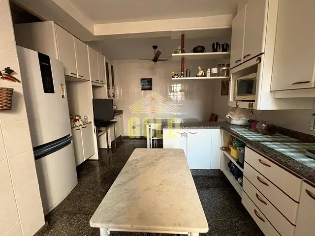 Casa com 350m² 4 quartos e 5 banheiros, à venda, no bairro Lago Parque em Londrina