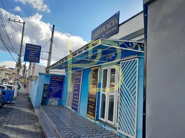 Casa à venda, no bairro Centro em Votorantim