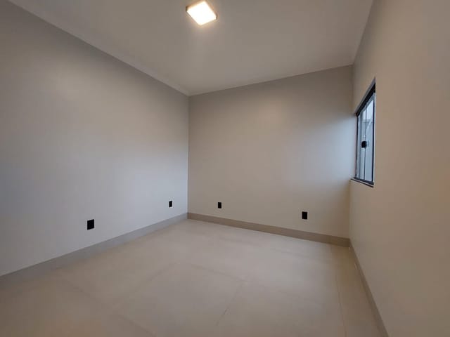 Casa com 315m² 3 quartos e 2 banheiros, à venda, no bairro CIDADE NOVA em Nova Mutum