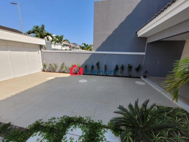 Casa 5 quartos e 9 banheiros, à venda, no bairro Recreio dos Bandeirantes em Rio de Janeiro