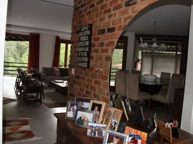 Casa à venda, no bairro Retiro em Petrópolis