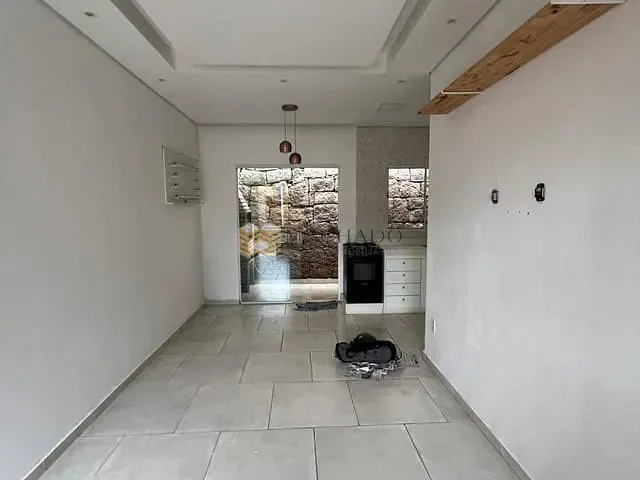 Casa 2 quartos e 1 banheiro, à venda, no bairro Chácara do Solar II (Fazendinha) em Santana de Parnaíba