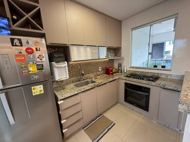 Casa 2 quartos e 1 banheiro, à venda, no bairro Vale das Orquídeas em Contagem