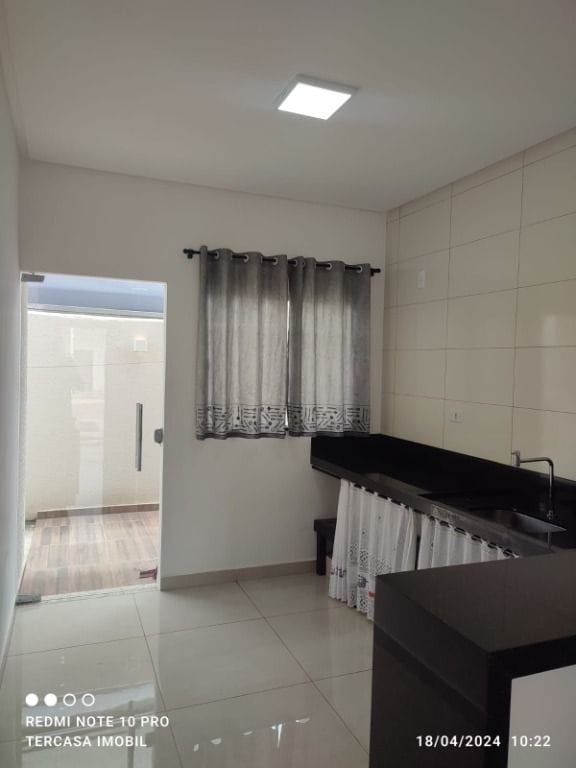 Casa à venda com 2 quartos, 55m² - Foto 6