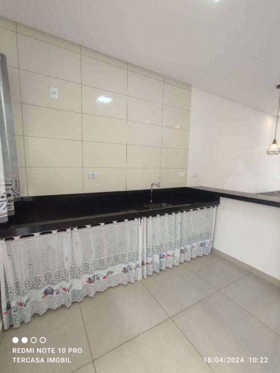 Casa à venda com 2 quartos, 55m² - Foto 7