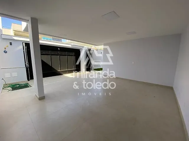 Casa com 245m² 3 quartos e 3 banheiros, à venda, no bairro Jardim Itapemirim em Cachoeiro De Itapemirim