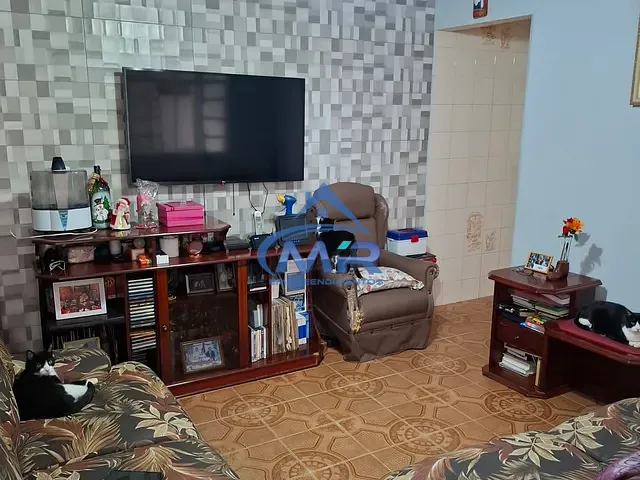 Casa com 180m² 3 quartos e 2 banheiros, à venda, no bairro Vila Santa Lúcia em São Paulo