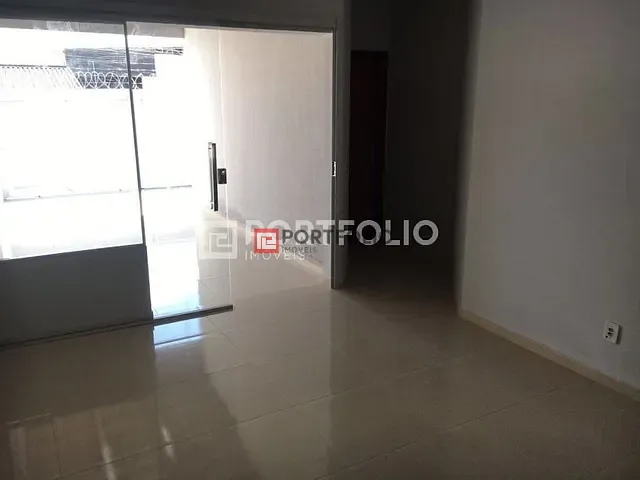 Casa com 240m² 4 quartos e 3 banheiros, à venda, no bairro Moinho dos Ventos em Goiânia