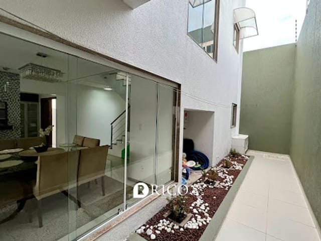Casa com 300m² 5 quartos e 3 banheiros, à venda, no bairro São Luiz em Arapiraca