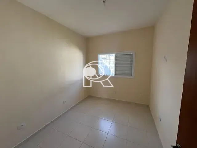 Casa 1 quarto e 2 banheiros, à venda, no bairro Registro em Registro