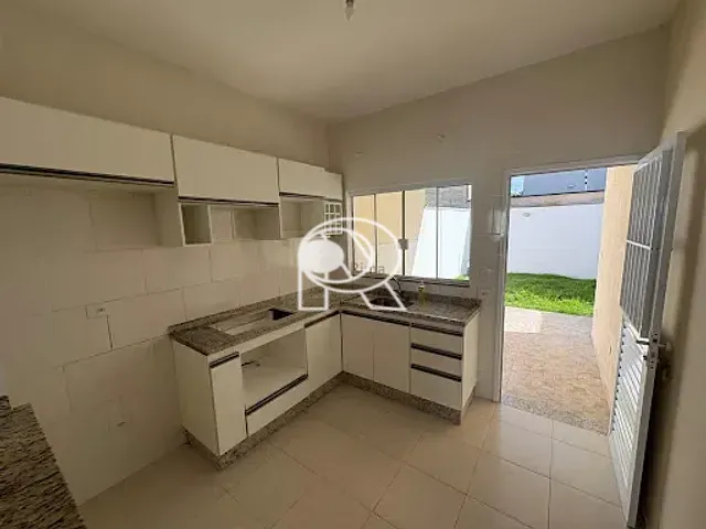 Casa 1 quarto e 2 banheiros, à venda, no bairro Registro em Registro