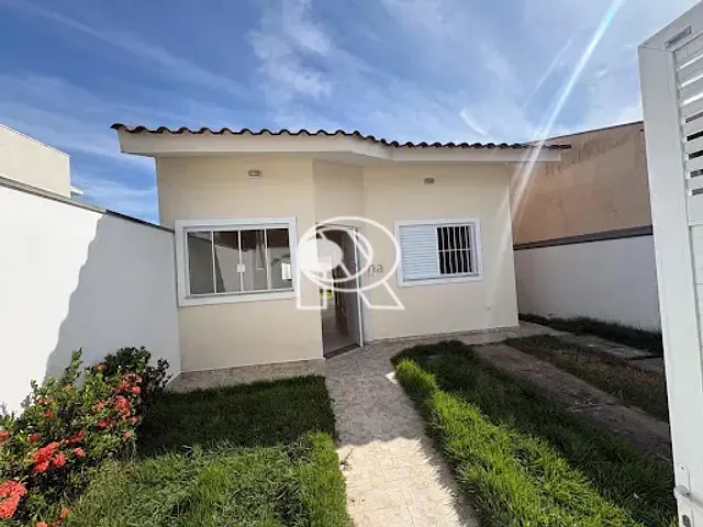 Casa 1 quarto e 2 banheiros, à venda, no bairro Registro em Registro