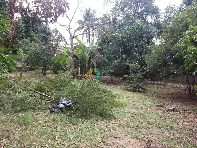 Casa com 2200m² 4 quartos e 4 banheiros, para alugar, no bairro Essolandia em Nova Iguaçu