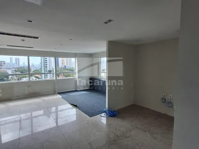 Sala para alugar, no bairro Casa Forte em Recife