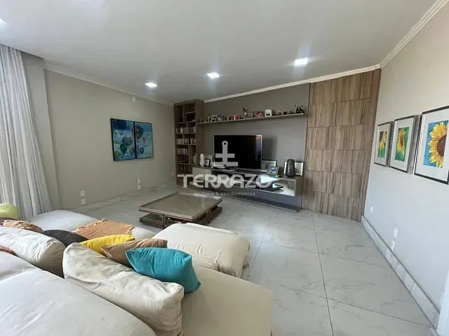 Casa com 730m² 5 quartos e 6 banheiros, à venda, no bairro Casa de Pedra em Volta Redonda