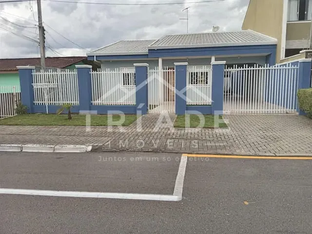 Casa com 360m² 4 quartos e 3 banheiros, à venda, no bairro Porto das Laranjeiras em Araucária