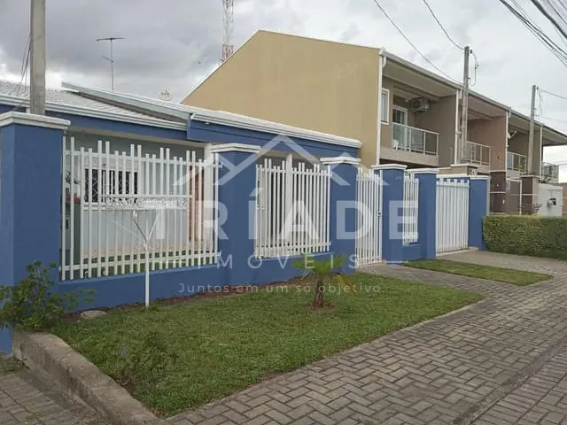 Casa com 360m² 4 quartos e 3 banheiros, à venda, no bairro Porto das Laranjeiras em Araucária