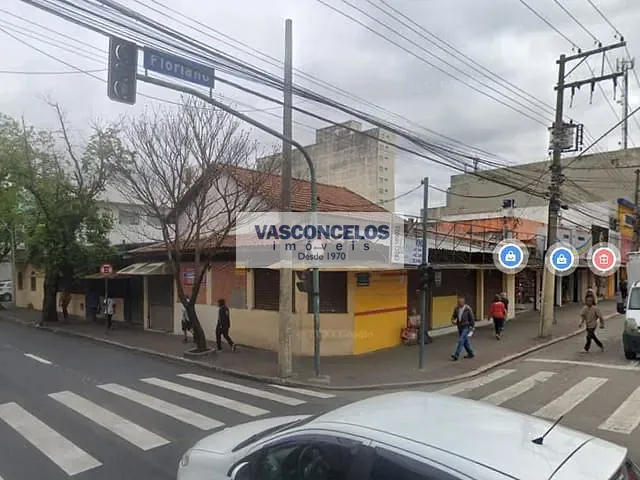 Casa com 404m² 4 quartos e 2 banheiros, à venda, no bairro Centro em São José dos Campos