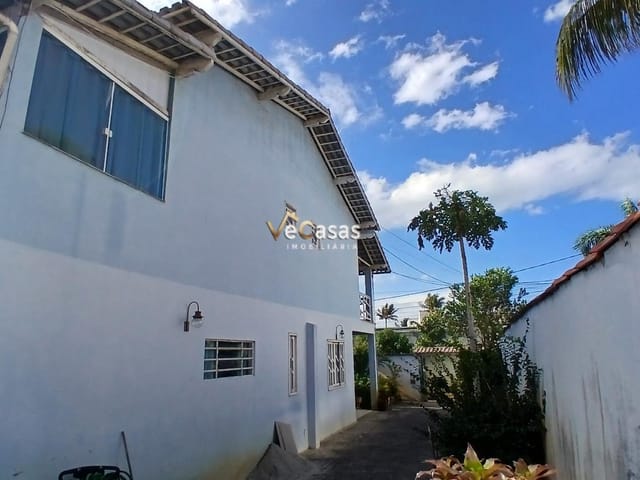 Casa com 420m² 5 quartos e 4 banheiros, à venda, no bairro Village Rio das Ostras em Rio das Ostras