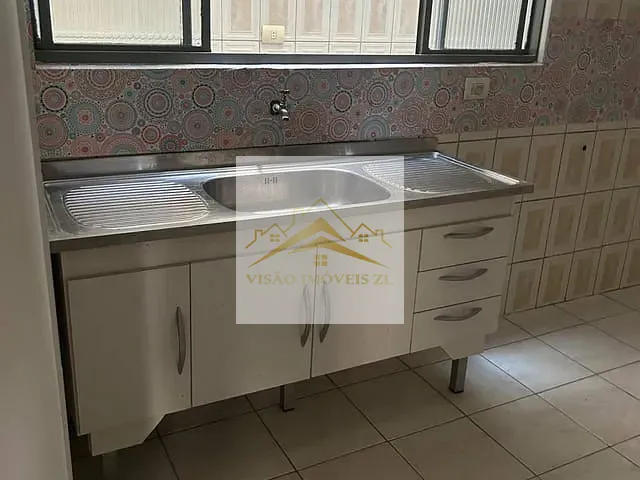 Casa 2 quartos e 1 banheiro, para alugar, no bairro Vila Alpina em São Paulo