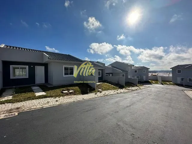 Casa 2 quartos e 1 banheiro, à venda, no bairro Costeira em Araucária